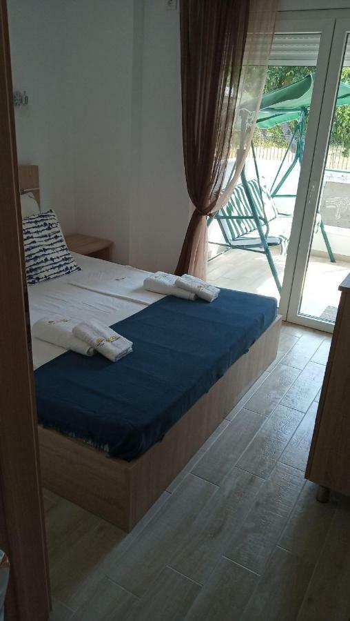 Mago Apartments Nea Kallikrateia Ngoại thất bức ảnh